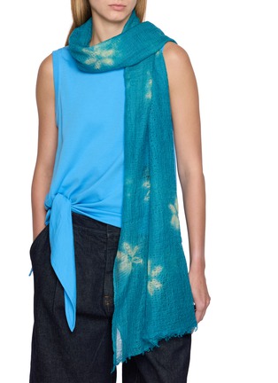 模特儿示范图 - 点击放大 - SUZUSAN - Hand Woven Featherweight Cashmere Shawl