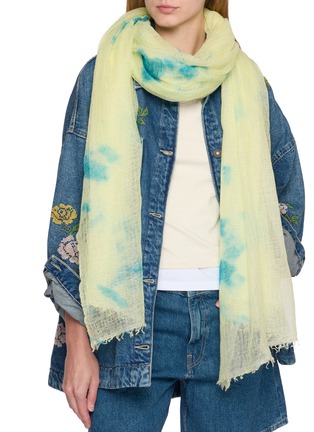 模特儿示范图 - 点击放大 - SUZUSAN - Hand Woven Featherweight Cashmere Shawl
