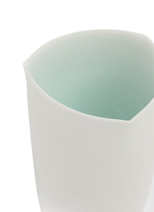 细节 –点击放大 - ARTIFACTT - Takuya Murata Pourer