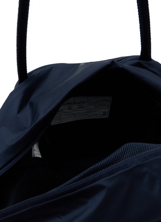 细节 - 点击放大 - ON - Track Pack 35L Lite