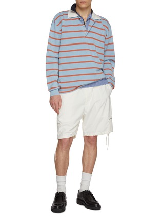模特儿示范图 - 点击放大 - SOLID HOMME - Long Sleeve Striped Knit Polo Top