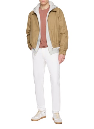 模特儿示范图 - 点击放大 - RAG & BONE - FIT 2 直筒牛仔裤