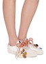 模特儿示范图 - 点击放大 - 3P - Charms Ballet Women's Sneakers