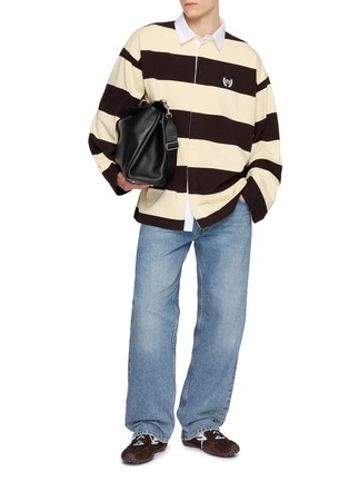 模特儿示范图 - 点击放大 - BALENCIAGA - Long Sleeve Laurel Logo Striped Cotton Polo Shirt