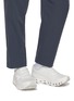 模特儿示范图 - 点击放大 - ON - Cloudmonster Void Men's Sneakers