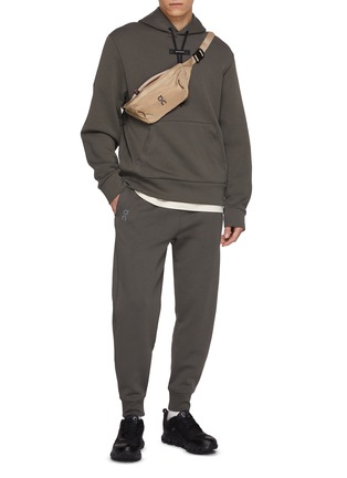 模特儿示范图 - 点击放大 - ON - Focus Tech Cotton Blend Sweatpants