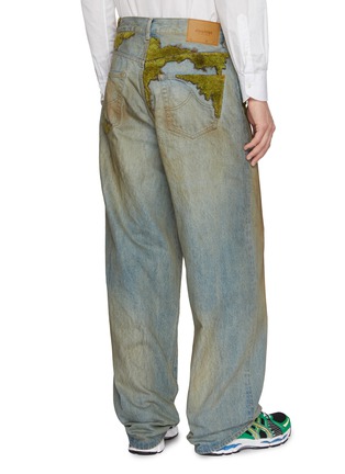 背面 - 点击放大 - DOUBLET - Moss Grown Wood Medium Wash Jeans