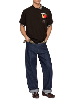 模特儿示范图 - 点击放大 - DOUBLET - Pocket Graphic Embroidery Cotton T-Shirt