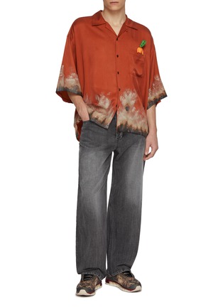 模特儿示范图 - 点击放大 - DOUBLET - Mud Hand Painted Shirt