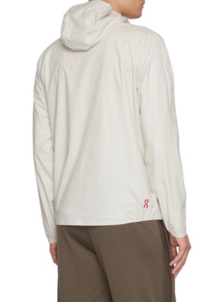 背面 - 点击放大 - ON - Year Of The Horse Performance Jacket