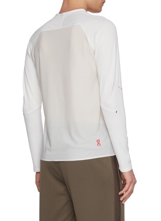 背面 - 点击放大 - ON - Year Of The Horse Performance T-Shirt