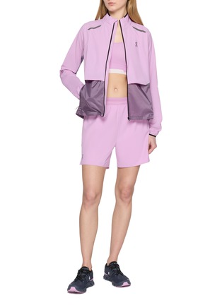 模特儿示范图 - 点击放大 - ON - Weather Panelled Performance Jacket