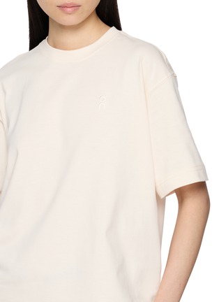  - ON - Club Collective T-Shirt