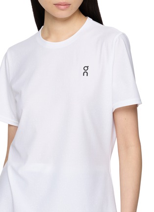  - ON - Court-T T-Shirt