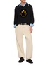 模特儿示范图 - 点击放大 - KOLOR - Smiley Face Intarsia Asymmetrical Polo Collar Sweater
