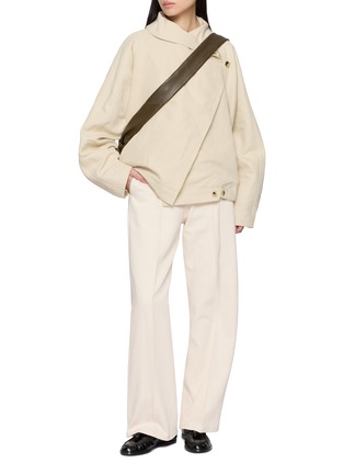 模特儿示范图 - 点击放大 - LE17SEPTEMBRE - 围裹领廓形夹克