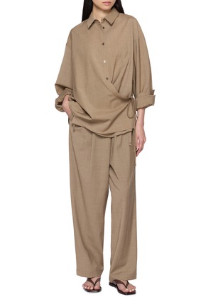 模特儿示范图 - 点击放大 - LE17SEPTEMBRE - 侧绑带扭结衬衫