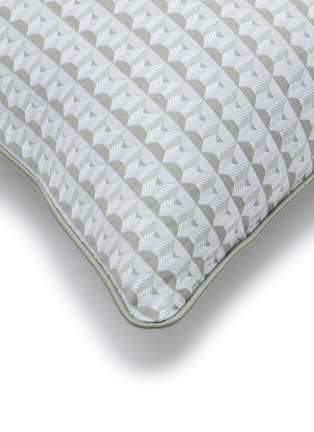细节 –点击放大 - CELSO DE LEMOS - Saveau Cushion Cover — Laurel