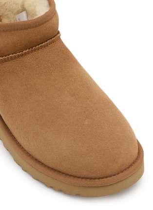 细节 - 点击放大 - UGG - Classic Ultra Suede Mini Boots