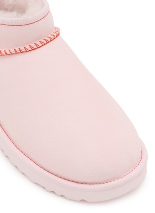 细节 - 点击放大 - UGG - Classic Ultra Love Suede Mini Boots