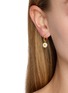模特儿示范图 - 点击放大 - WILHELMINA GARCIA - 18K Gold Plated Daisy Hoop Earrings