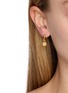 模特儿示范图 - 点击放大 - WILHELMINA GARCIA - 18K Gold Plated Under the Sea Hoop Earrings