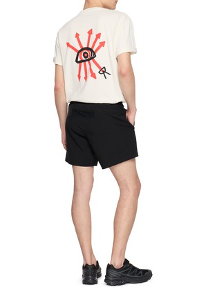 模特儿示范图 - 点击放大 - DISTRICT VISION - Eye Print California Cotton T-Shirt