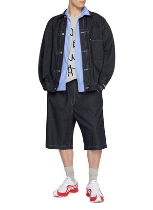 模特儿示范图 - 点击放大 - COMME DES GARÇONS HOMME - Short Sleeve Panelled Stripe Cotton Linen Shirt