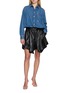 模特儿示范图 - 点击放大 - LOEWE - Belted Balloon Denim Shirt