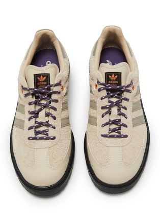 模特儿示范图 - 点击放大 - ADIDAS - 男款 SAMBA LX FREIZEIT 系带运动鞋