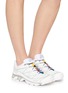 模特儿示范图 - 点击放大 - SALOMON - XT-6 GTX Low Top Women's Sneakers