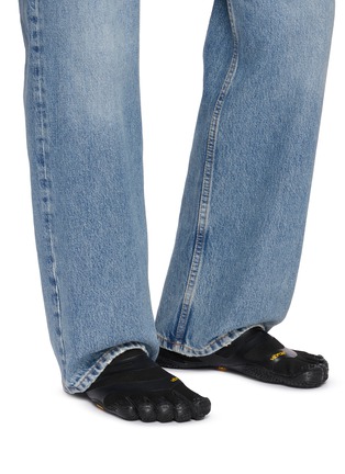 模特儿示范图 - 点击放大 - VIBRAM FIVEFINGERS - EL-X Five-Finger Shoes