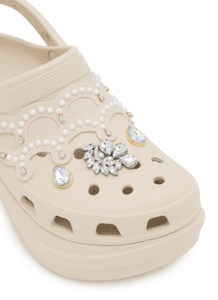 细节 - 点击放大 - CROCS - Bae Pinnacle Embellished Clogs