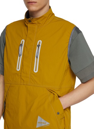  - AND WANDER - X Gramicci Brushed Vest