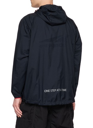 背面 - 点击放大 - AND WANDER - X Altra Ventilation Hooded Nylon Wind Jacket