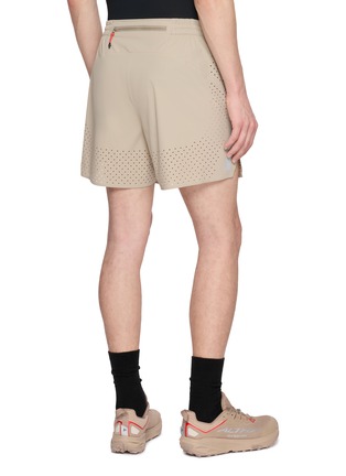背面 - 点击放大 - AND WANDER - X Altra Ventilation Stretch Shorts