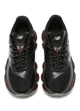 模特儿示范图 - 点击放大 - NEW BALANCE - 中性款 2000 系带运动鞋