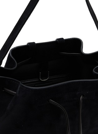 细节 - 点击放大 - THE ROW - BACKPACK 9 绒面皮抽绳水桶包