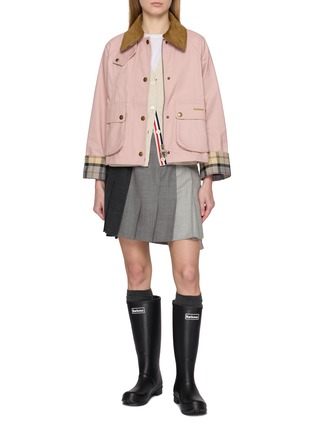 模特儿示范图 - 点击放大 - BARBOUR - Beadnell Cropped Cotton Jacket