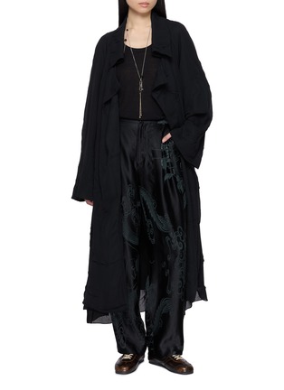 模特儿示范图 - 点击放大 - KATLIAX - X Lane Crawford Satin Suit Wide Leg Pants