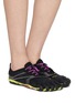 模特儿示范图 - 点击放大 - VIBRAM FIVEFINGERS SHOES - V-RUN Five-Finger Shoes