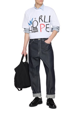 模特儿示范图 - 点击放大 - COMME DES GARÇONS SHIRT - World Hope Printed Cotton T-Shirt