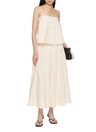 模特儿示范图 - 点击放大 - THE LAURENT - Lily Textured A-Line Skirt