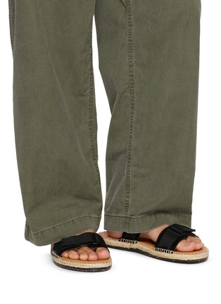模特儿示范图 - 点击放大 - GAIMO - Ariel Sandals