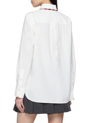 背面 - 点击放大 - MO&CO. - Pinstripe Tie Shirt