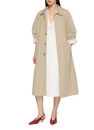 模特儿示范图 - 点击放大 - EDITION - Embroidered Lace Detail Midi Dress