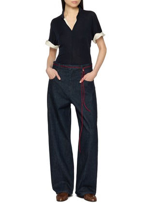 模特儿示范图 - 点击放大 - EDITION - Straight Leg Denim Jeans