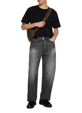 模特儿示范图 - 点击放大 - NANAMICA - COOLMAX 口袋饰短袖 T 恤