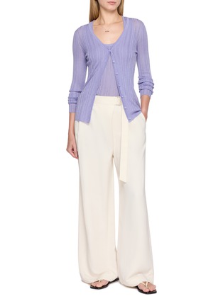 模特儿示范图 - 点击放大 - THEORY - Semi Sheer V-neck Cardigan