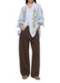 模特儿示范图 - 点击放大 - BAZISZT - Tinees Floral Beaded Appliqué Embroidered Cotton Shirt